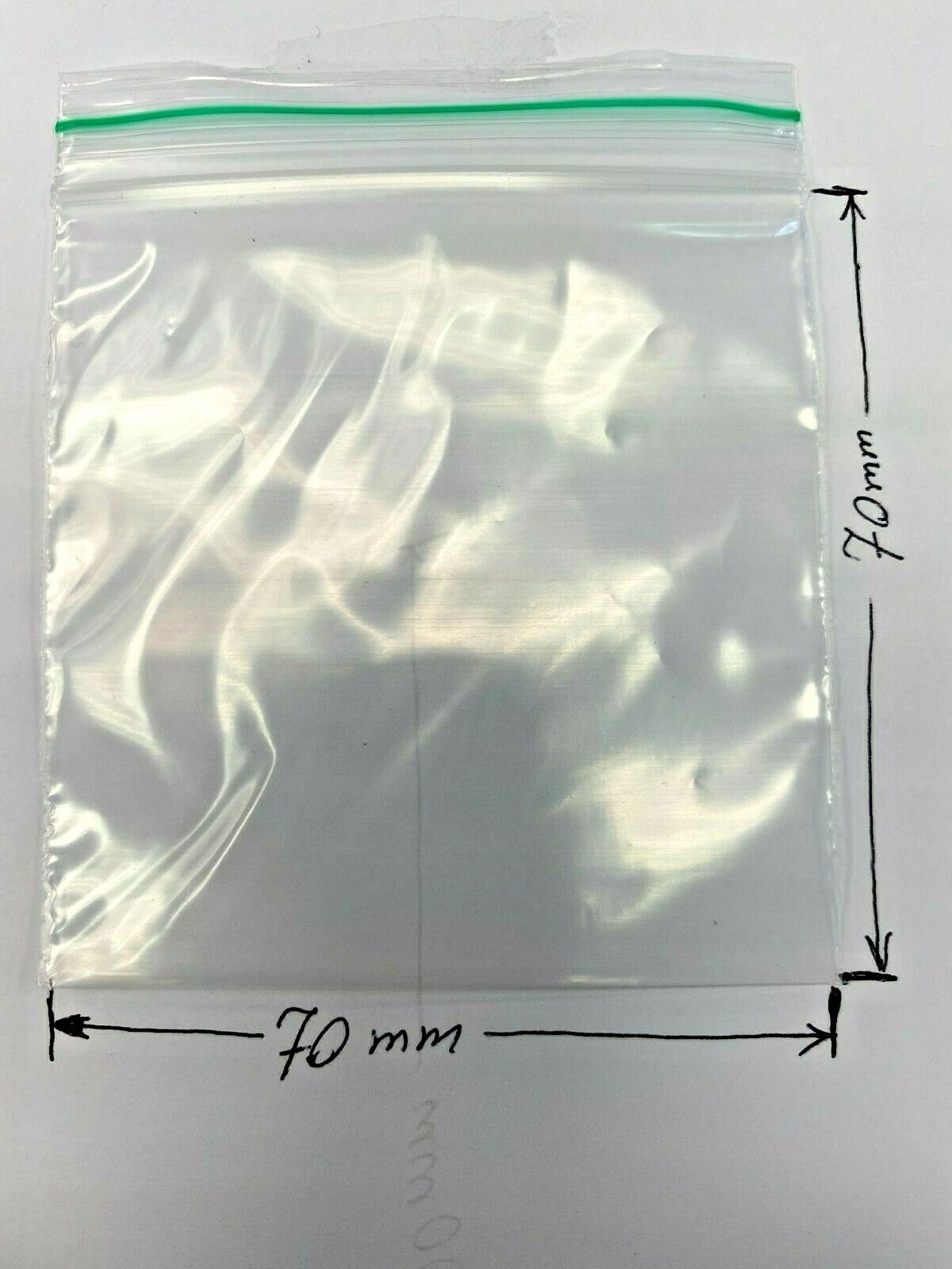 300 x Small Plastic Ziplock Bags – Resealable, Smell-Proof Baggies for Crafts, Jewelry, and Herbs Storage